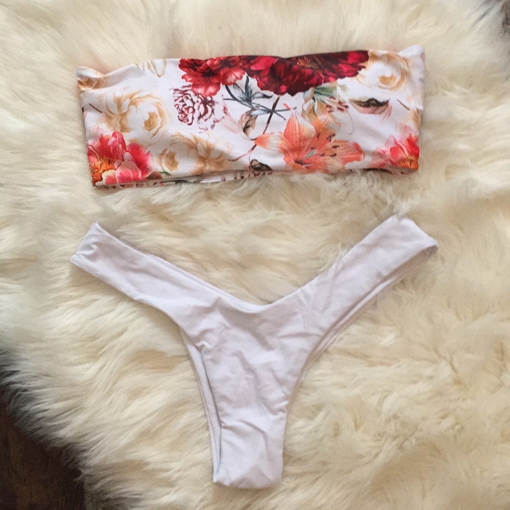 Floral Strapless bikini